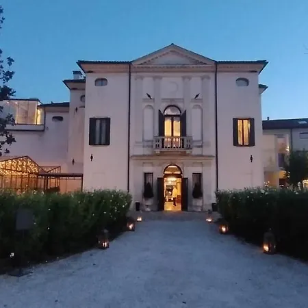 Hotel Barbarich Venice 4*