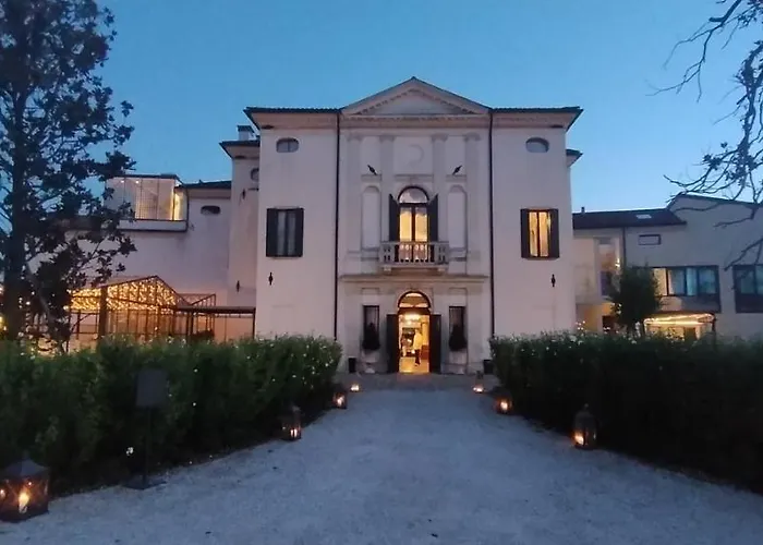 Ξενοδοχείο Barbarich 4*