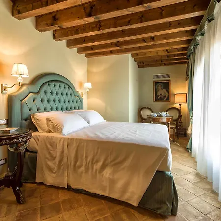 Hotel Barbarich Venice 4*