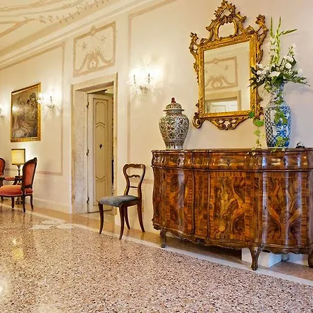 Barbarich Venice Hotel